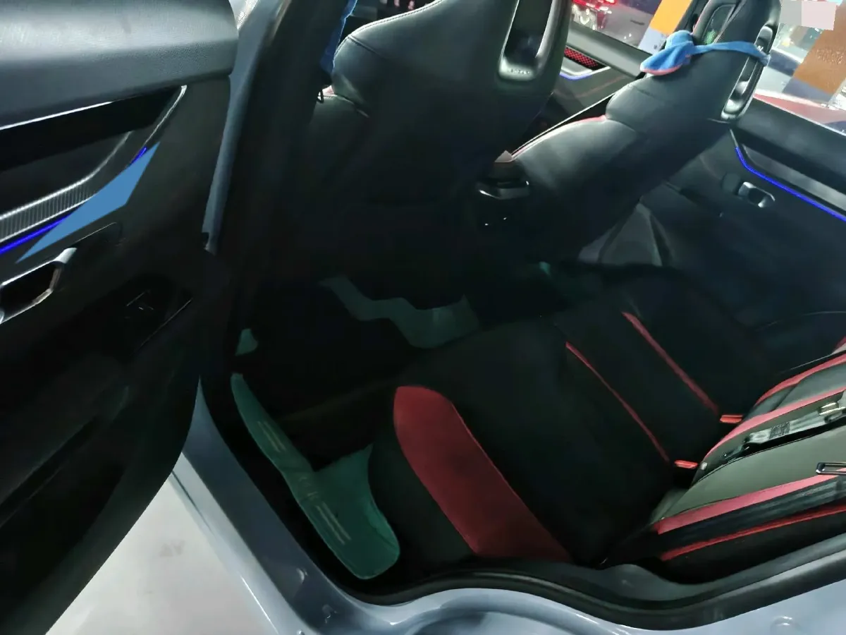 2022 Jetour DASHING 1.6T 197HP L4 7DCT,autocango,china used car exporter,china ev exporter,chinese used car exporter,chinese used ev exporter