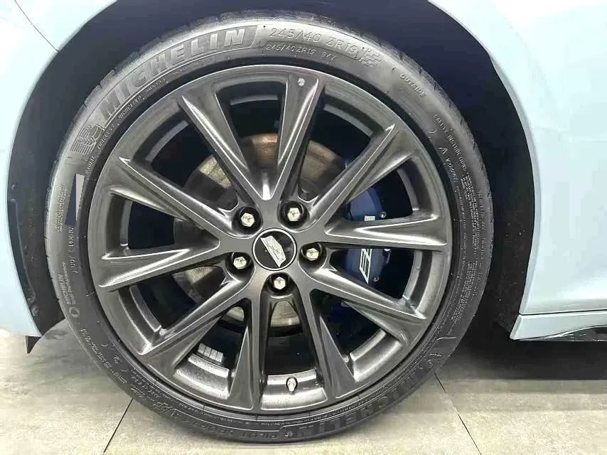 2025 Cadillac CT5 2.0T 237HP L4 10AT,autocango,china used car exporter,china ev exporter,chinese used car exporter,chinese used ev exporter