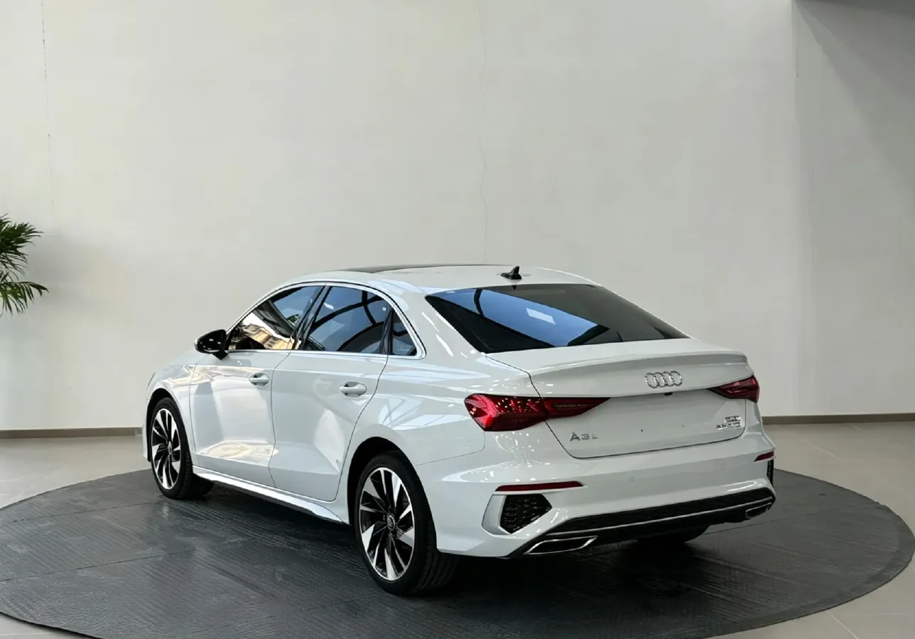 2022 Audi A3 1.4T 150HP L4 7DCT,autocango,china used car exporter,china ev exporter,chinese used car exporter,chinese used ev exporter