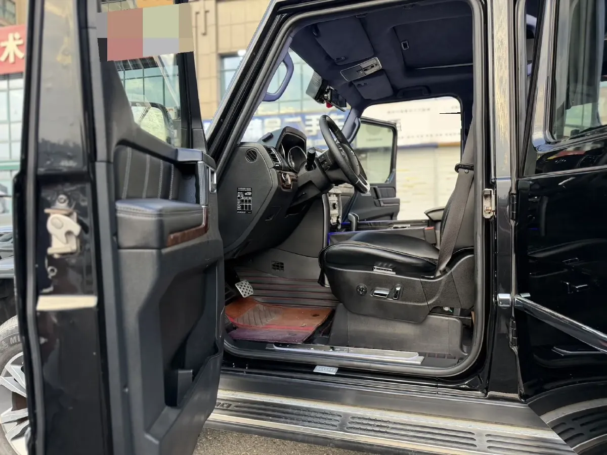 2019 Beijing BJ80 2.3T 231HP L4 6AT,autocango,china used car exporter,china ev exporter,chinese used car exporter,chinese used ev exporter