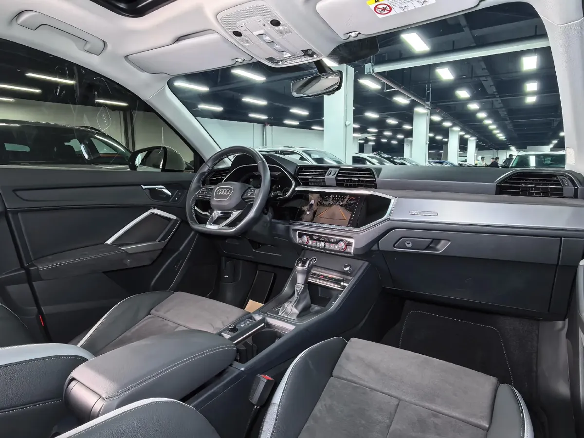 2023 Audi Q3 1.4T 150HP L4 7DCT,autocango,china used car exporter,china ev exporter,chinese used car exporter,chinese used ev exporter