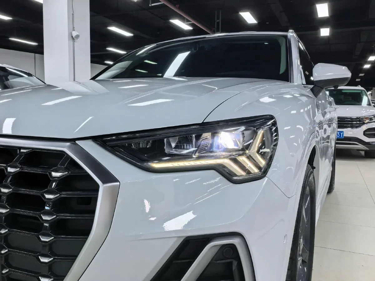 2023 Audi Q3 1.4T 150HP L4 7DCT,autocango,china used car exporter,china ev exporter,chinese used car exporter,chinese used ev exporter