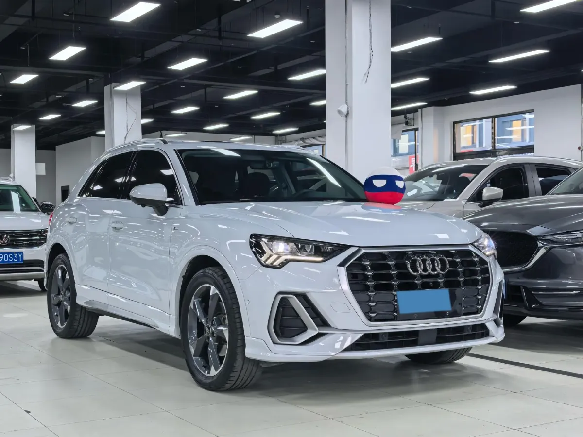 2023 Audi Q3 1.4T 150HP L4 7DCT,autocango,china used car exporter,china ev exporter,chinese used car exporter,chinese used ev exporter