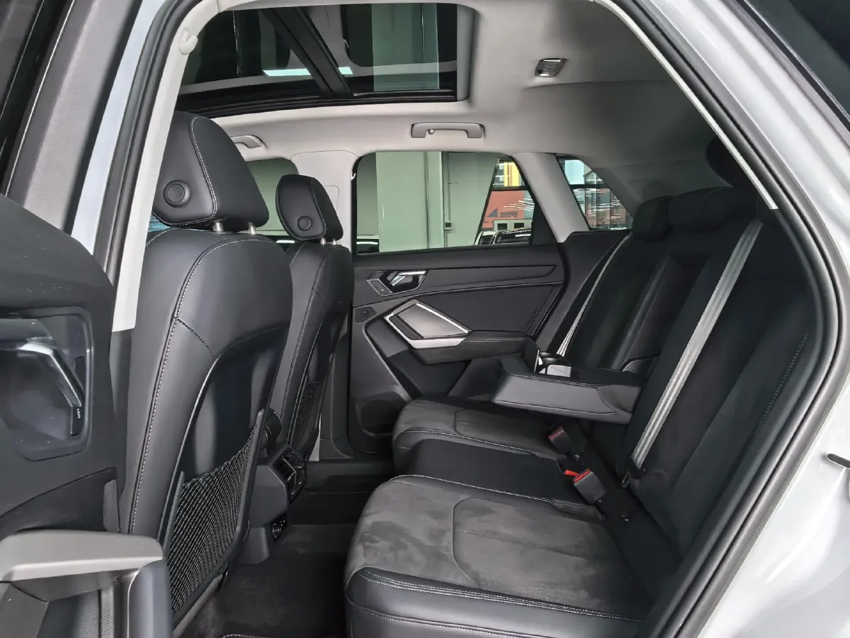 2023 Audi Q3 1.4T 150HP L4 7DCT,autocango,china used car exporter,china ev exporter,chinese used car exporter,chinese used ev exporter