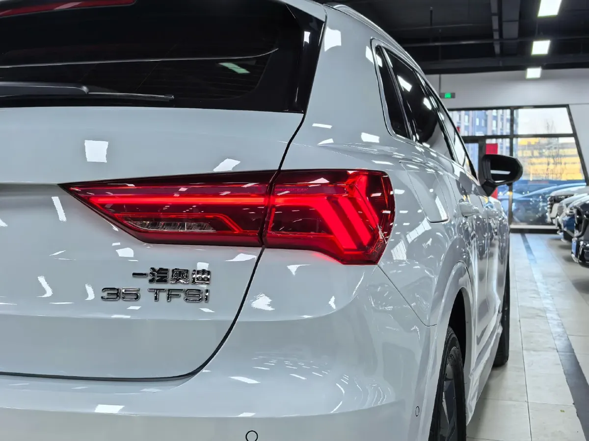 2023 Audi Q3 1.4T 150HP L4 7DCT,autocango,china used car exporter,china ev exporter,chinese used car exporter,chinese used ev exporter