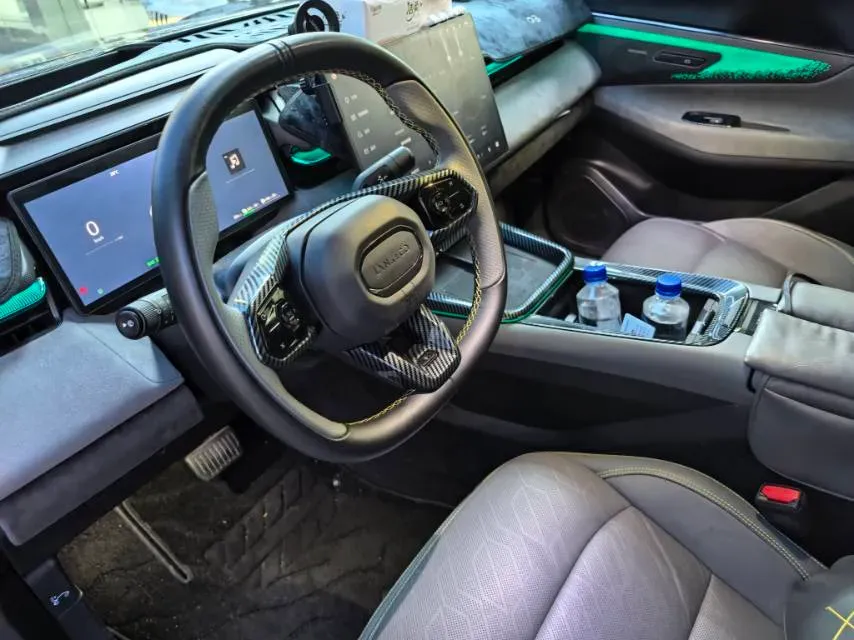 2023 LYNK&CO 08 EM-P 1.5T 163HP L4 3DHT PHEV 39.8KWH,autocango,china used car exporter,china ev exporter,chinese used car exporter,chinese used ev exporter