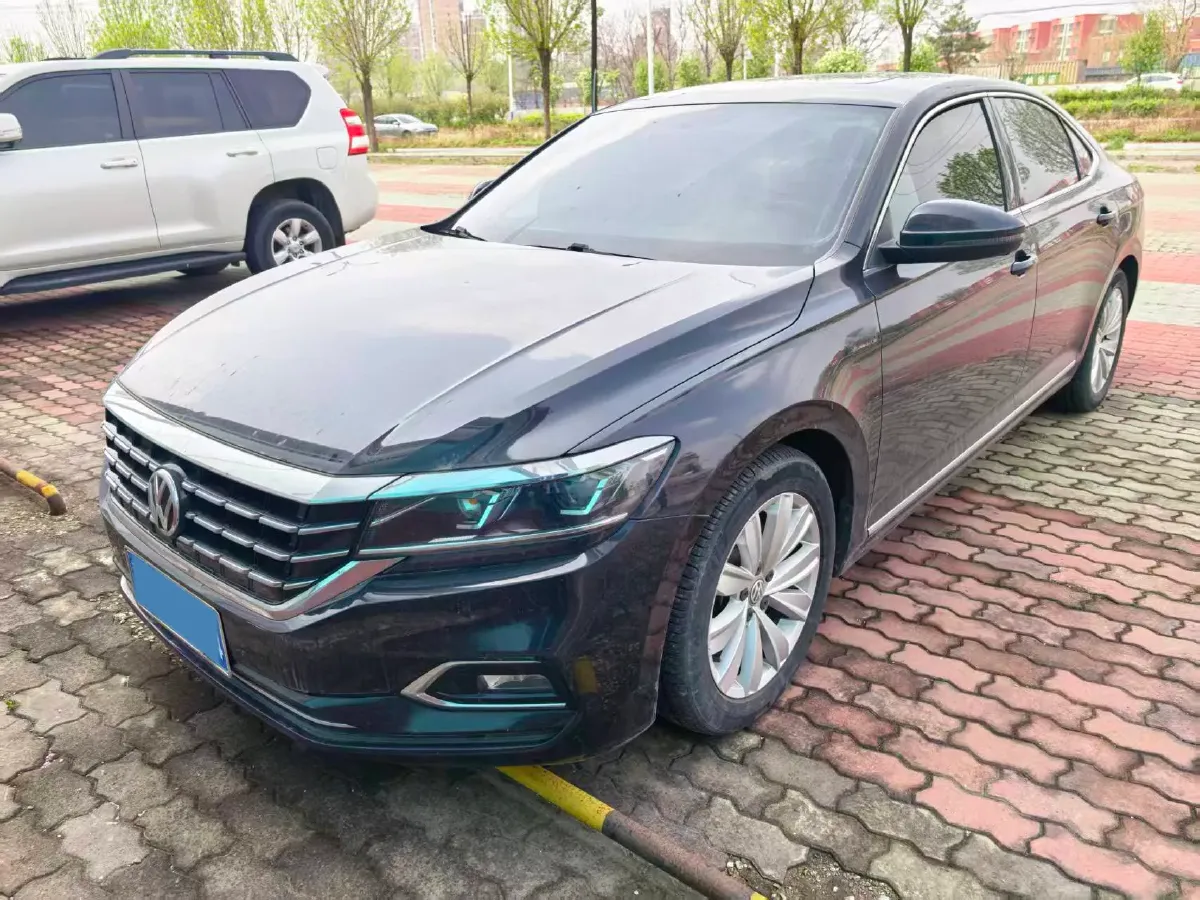 2019 Skoda Kodiak 2.0T 186HP L4 7DCT,autocango,china used car exporter,china ev exporter,chinese used car exporter,chinese used ev exporter
