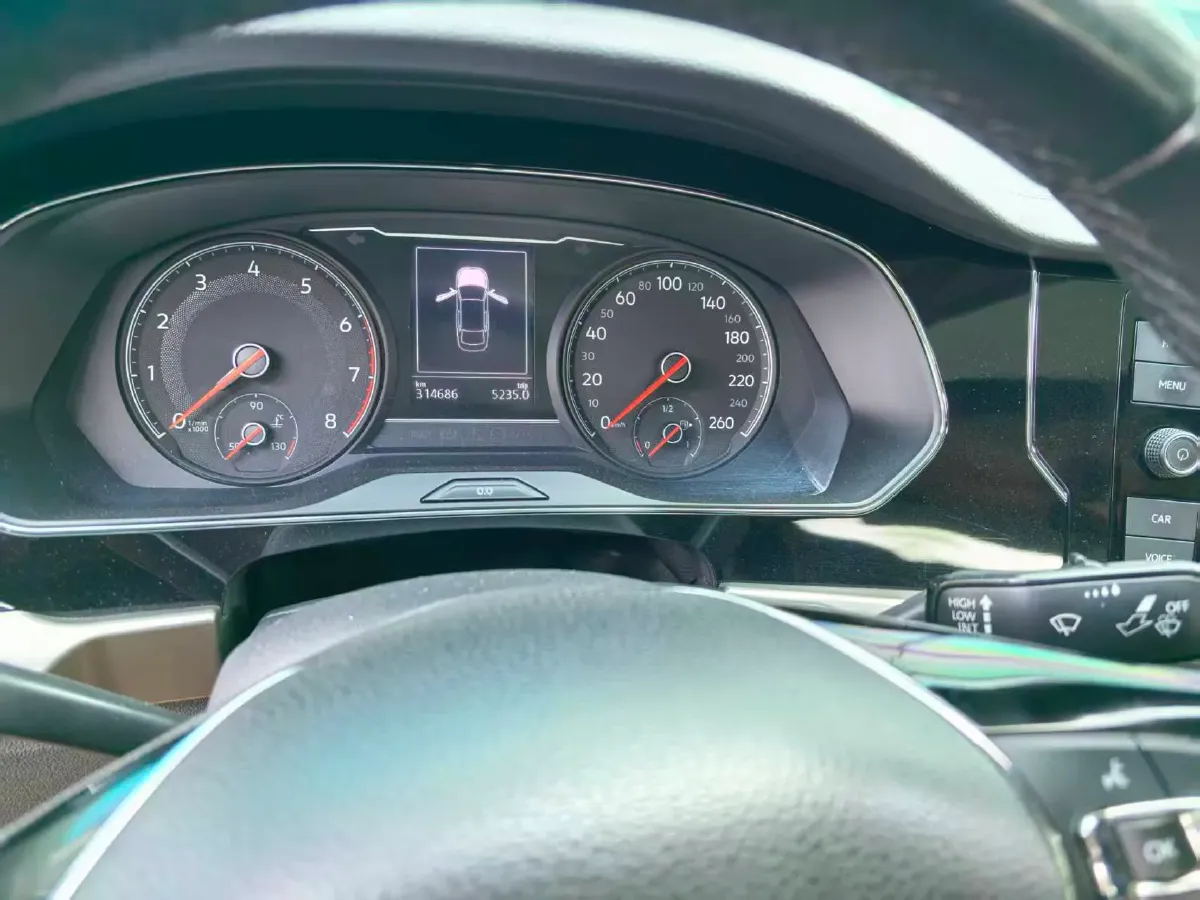 2019 Skoda Kodiak 2.0T 186HP L4 7DCT,autocango,china used car exporter,china ev exporter,chinese used car exporter,chinese used ev exporter