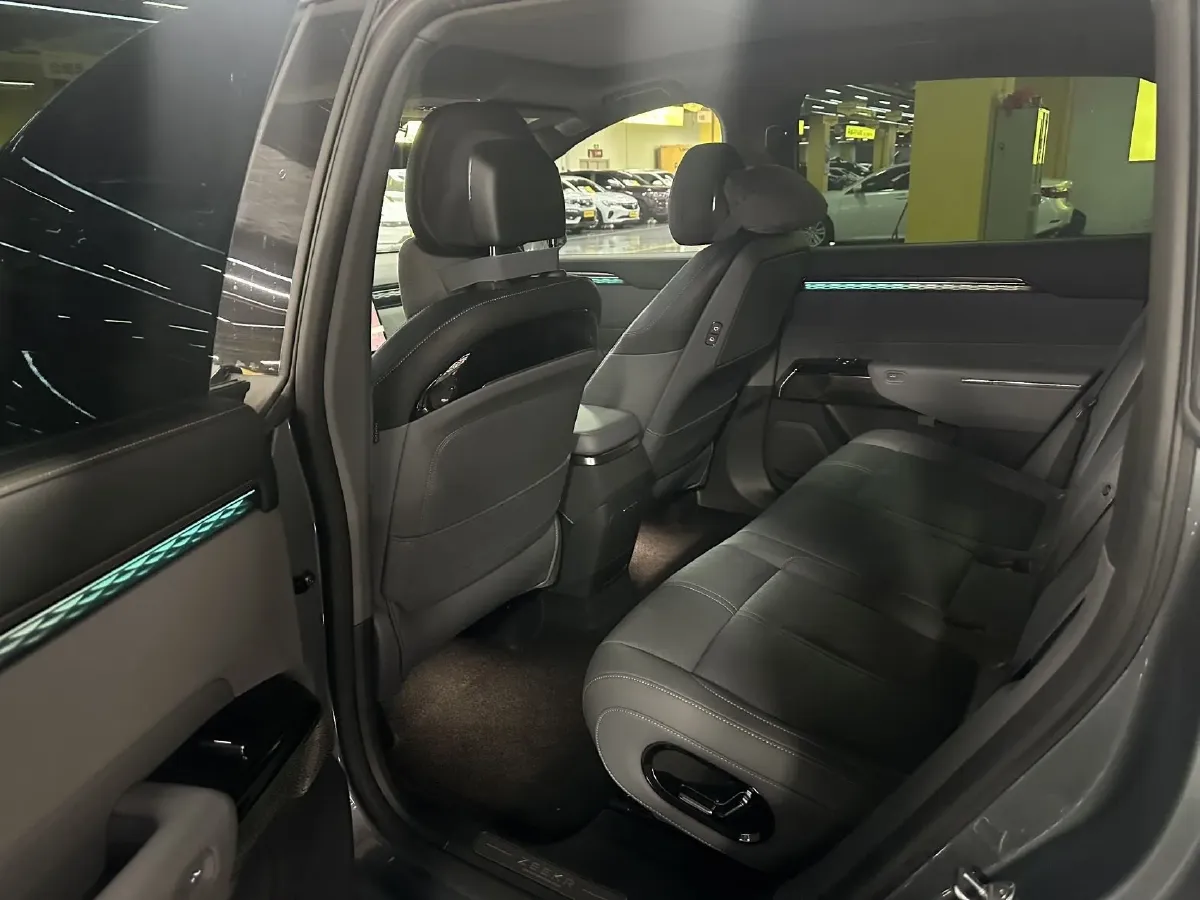 2025 Zeekr 7X BEV 100KWH,autocango,china used car exporter,china ev exporter,chinese used car exporter,chinese used ev exporter