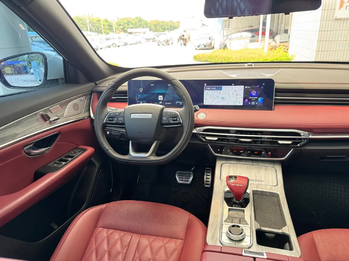 2023 Jetour X70 Plus 1.5T 156HP L4 6DCT,autocango,china used car exporter,china ev exporter,chinese used car exporter,chinese used ev exporter