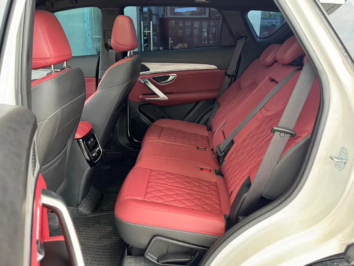 2023 Jetour X70 Plus 1.5T 156HP L4 6DCT,autocango,china used car exporter,china ev exporter,chinese used car exporter,chinese used ev exporter