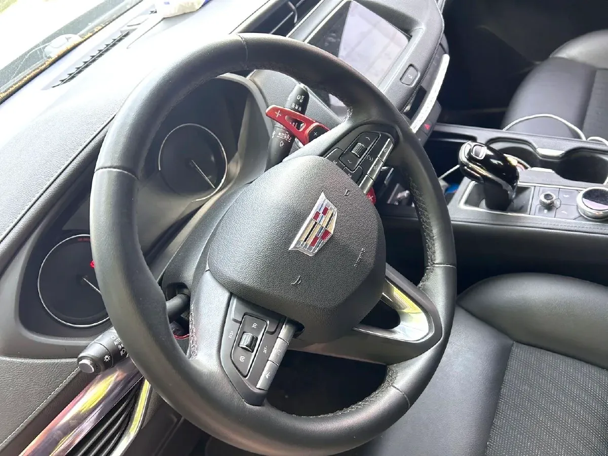 2022 Cadillac XT4 2.0T 237HP L4 9AT,autocango,china used car exporter,china ev exporter,chinese used car exporter,chinese used ev exporter