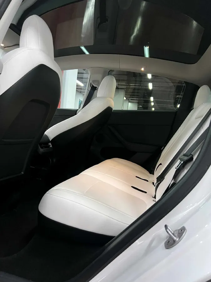 2022 Tesla Model Y BEV 60KWH,autocango,china used car exporter,china ev exporter,chinese used car exporter,chinese used ev exporter