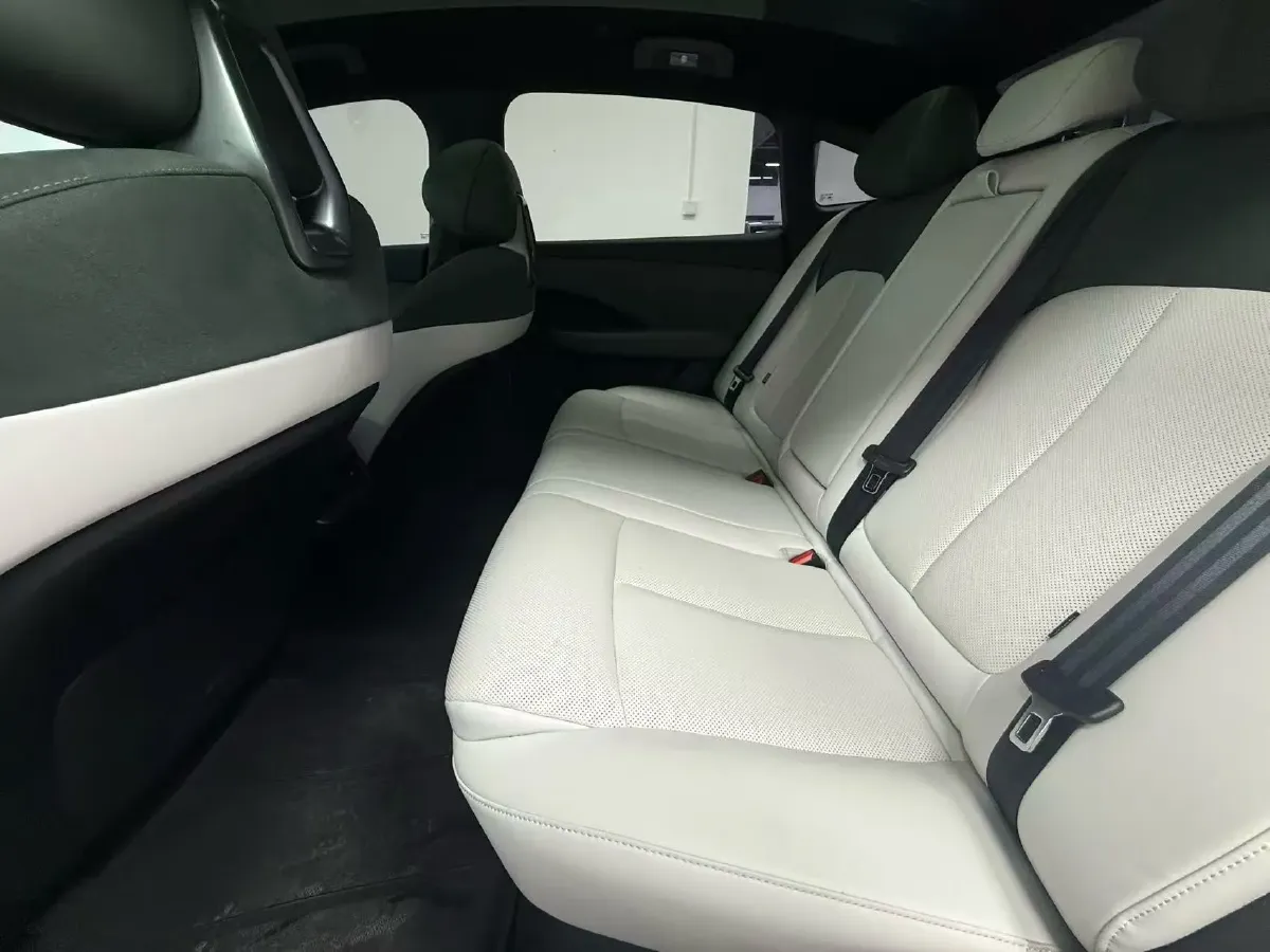 2025 Nissan N7 BEV 58KWH,autocango,china used car exporter,china ev exporter,chinese used car exporter,chinese used ev exporter