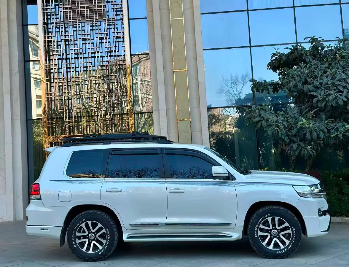 2020 Chevrolet Monza 1.0T 125HP L3 6MT,autocango,china used car exporter,china ev exporter,chinese used car exporter,chinese used ev exporter