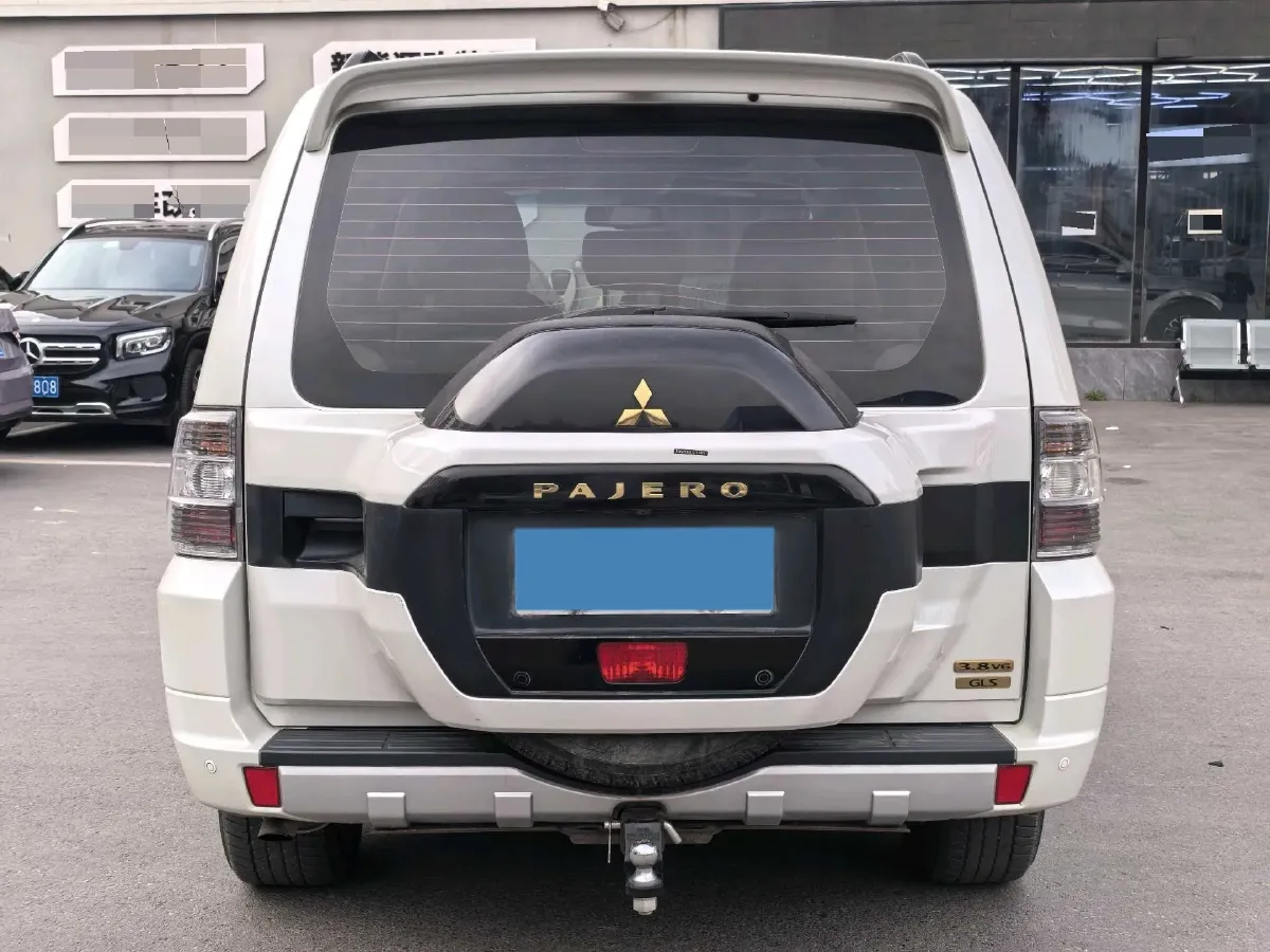 2018 Mitsubishi Pajero 3.0L 174HP V6 5AT,autocango,china used car exporter,china ev exporter,chinese used car exporter,chinese used ev exporter
