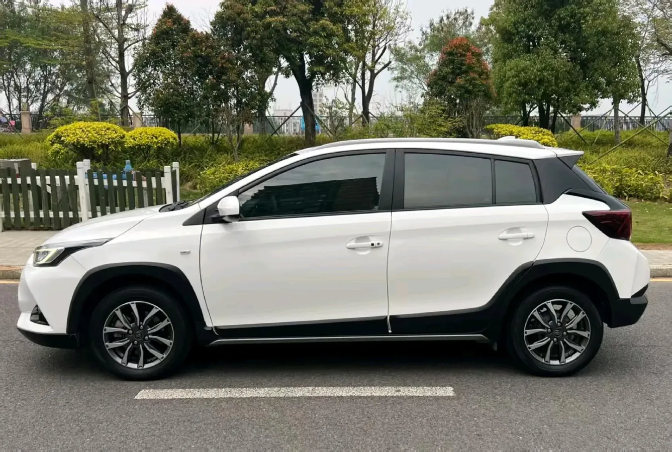 2022 Toyota Yaris L 1.5L 112HP L4 CVT,autocango,china used car exporter,china ev exporter,chinese used car exporter,chinese used ev exporter