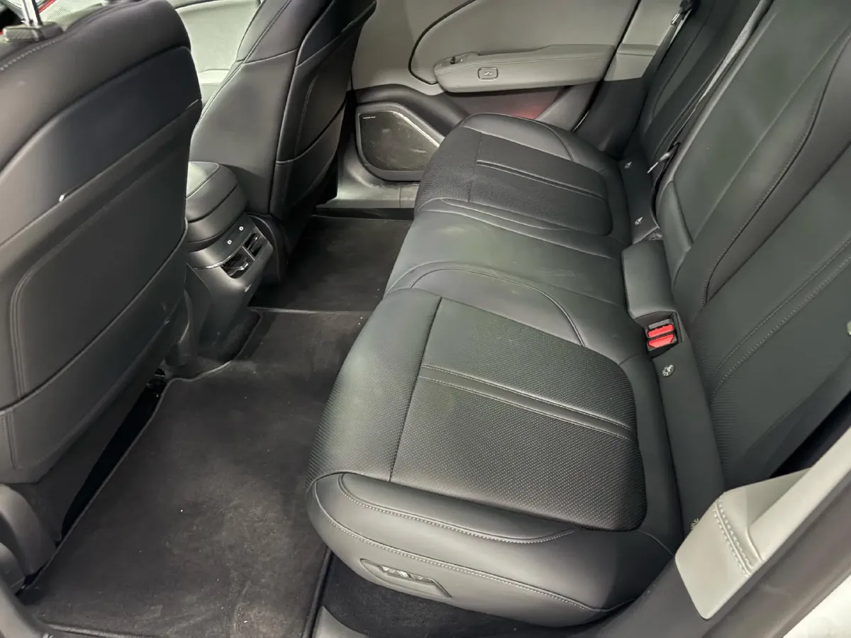 2025 Zeekr 007 BEV 75KWH,autocango,china used car exporter,china ev exporter,chinese used car exporter,chinese used ev exporter