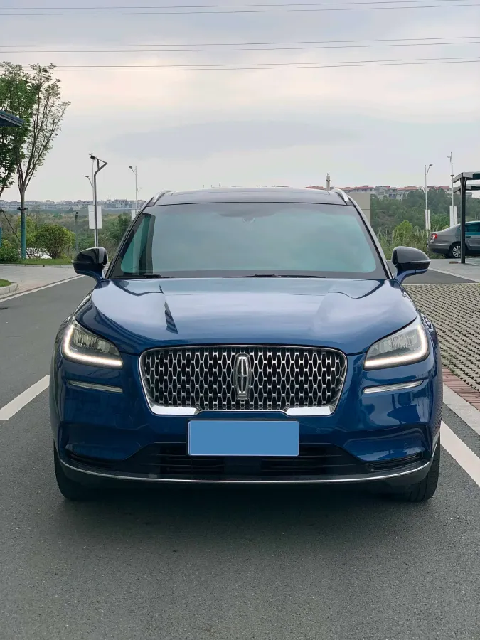 2022 Lincoln Corsair 2.0T 245HP L4 8AT,autocango,china used car exporter,china ev exporter,chinese used car exporter,chinese used ev exporter