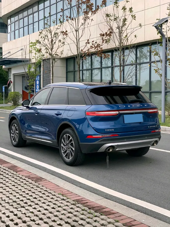 2022 Lincoln Corsair 2.0T 245HP L4 8AT,autocango,china used car exporter,china ev exporter,chinese used car exporter,chinese used ev exporter