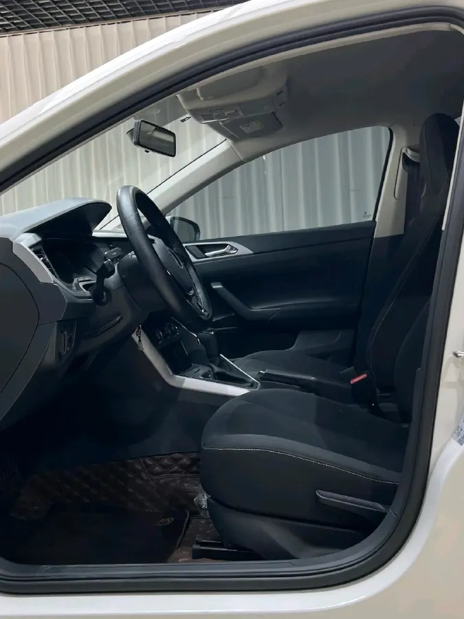 2023 Volkswagen Polo 1.5L 113HP L4 6AT,autocango,china used car exporter,china ev exporter,chinese used car exporter,chinese used ev exporter