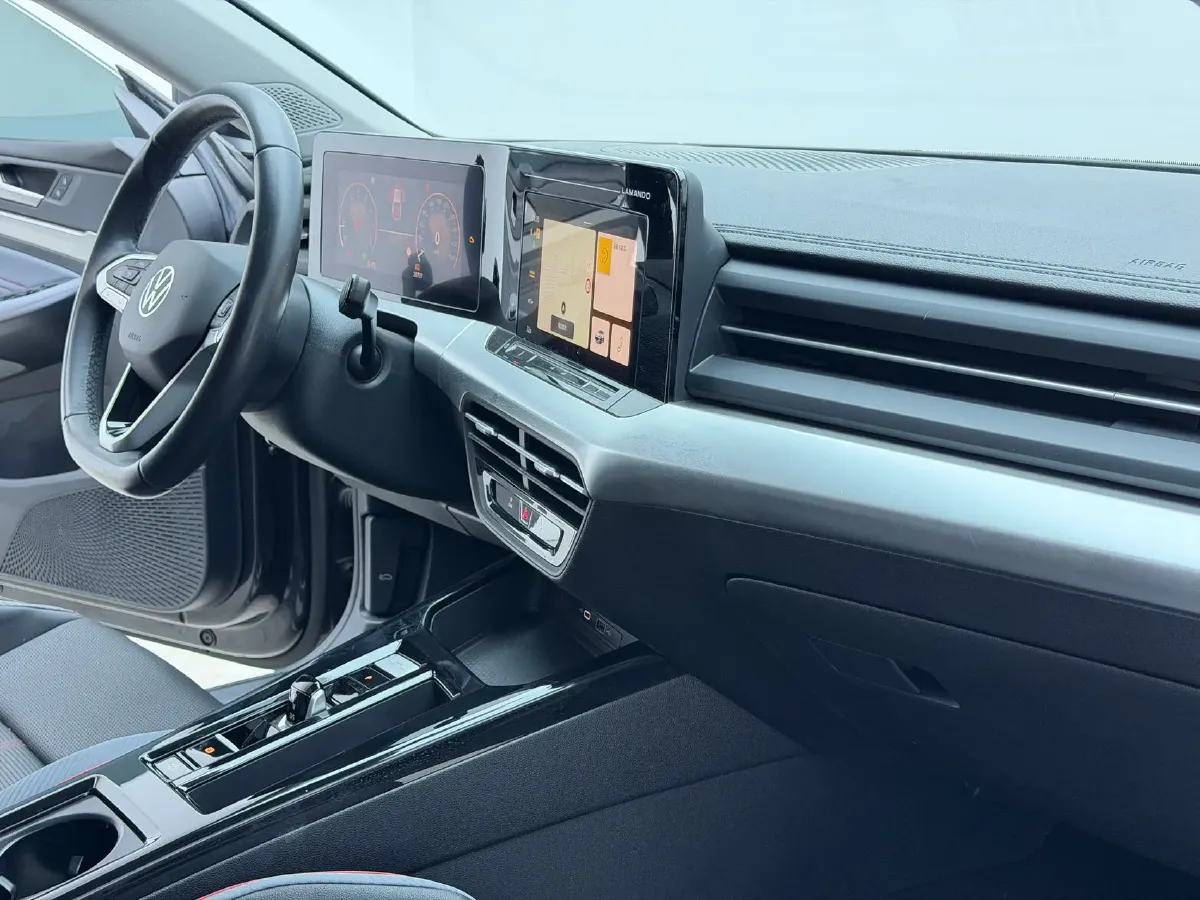 2023 Volkswagen Lamando 1.4T 150HP L4 7DCT,autocango,china used car exporter,china ev exporter,chinese used car exporter,chinese used ev exporter