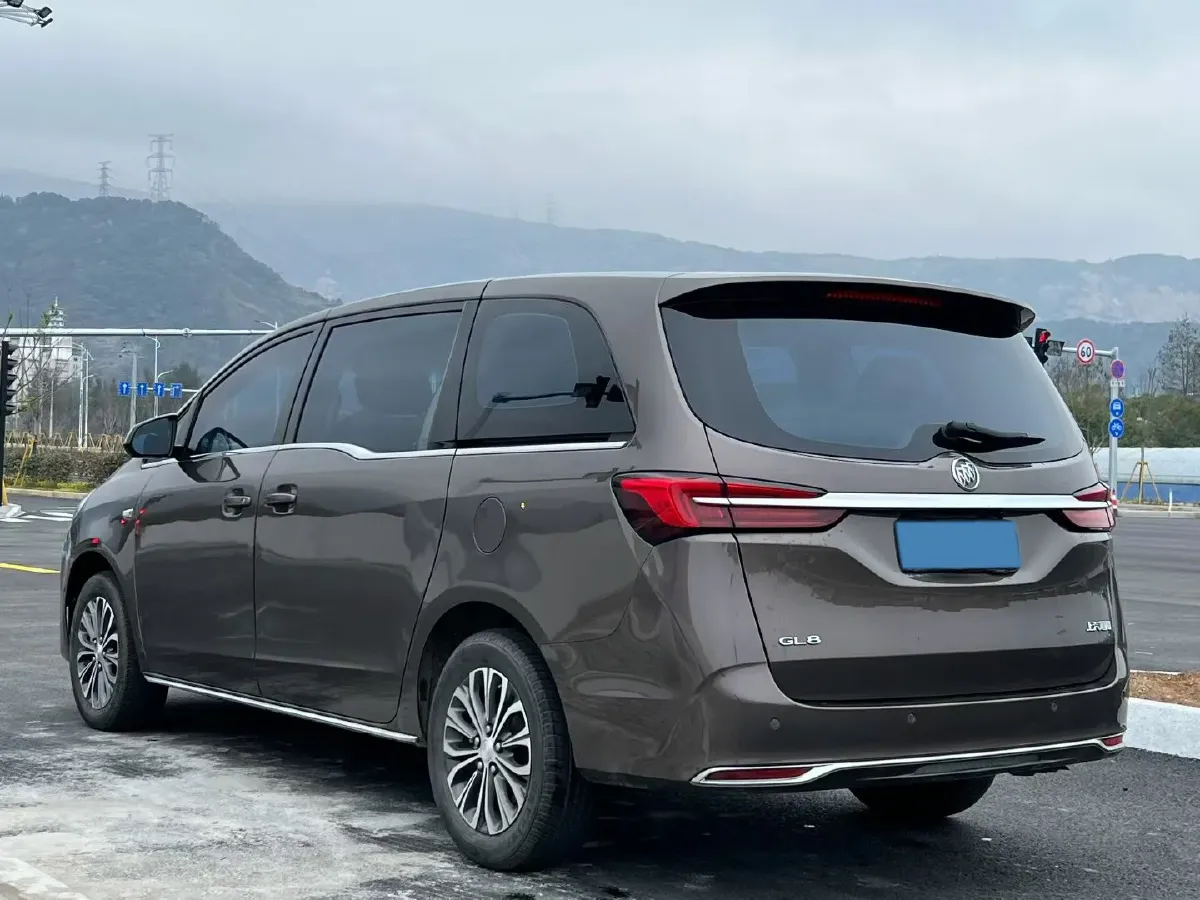 2023 Buick GL8 2.0T 237HP L4 9AT,autocango,china used car exporter,china ev exporter,chinese used car exporter,chinese used ev exporter