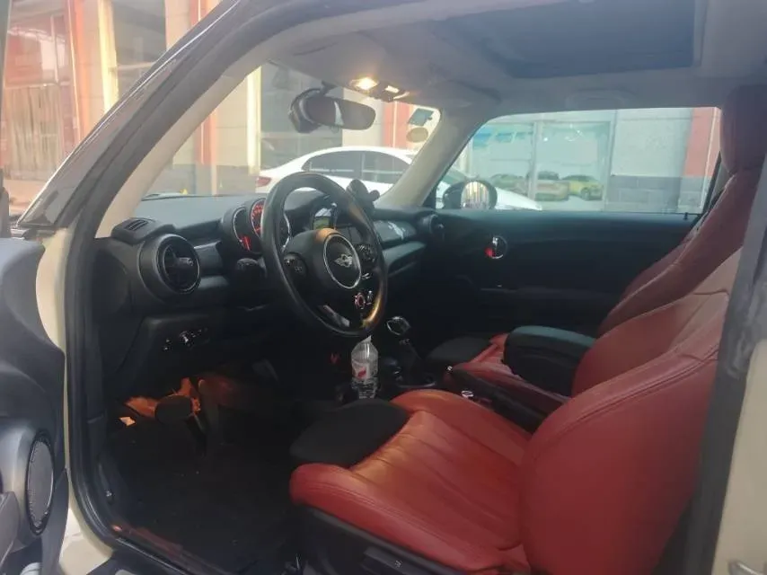 2016 MINI MINI 1.5T 136HP L3 6AT,autocango,china used car exporter,china ev exporter,chinese used car exporter,chinese used ev exporter