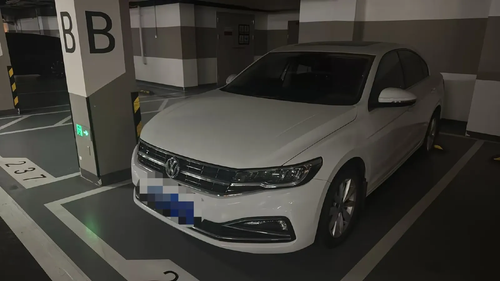 2019 Dongfeng RuiQi 6 2.4L 158HP L4 5MT,autocango,china used car exporter,china ev exporter,chinese used car exporter,chinese used ev exporter
