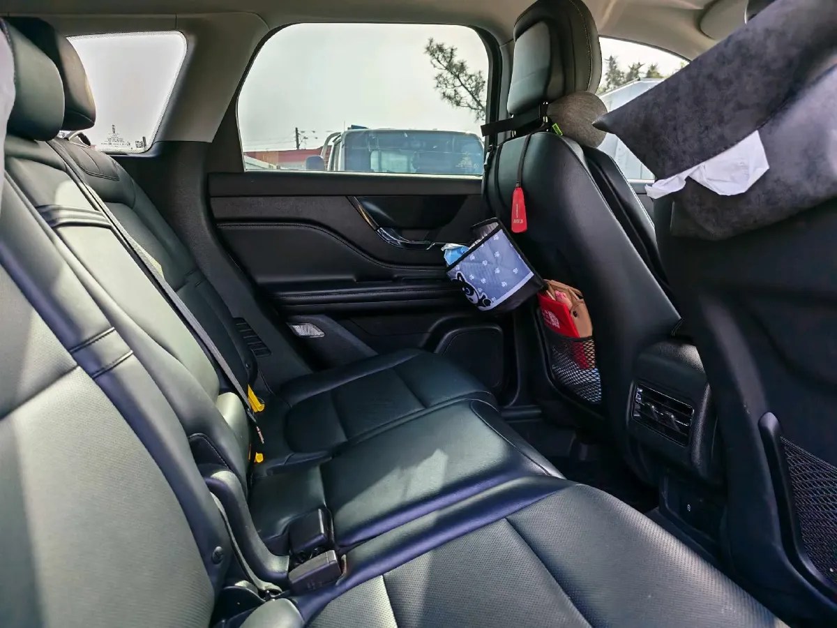 2022 Lincoln Corsair 2.0T 245HP L4 8AT,autocango,china used car exporter,china ev exporter,chinese used car exporter,chinese used ev exporter