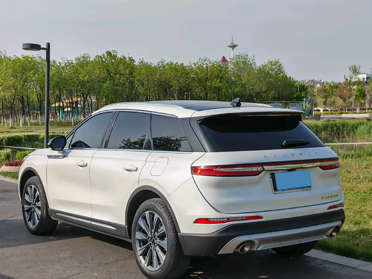 2022 Lincoln Corsair 2.0T 245HP L4 8AT,autocango,china used car exporter,china ev exporter,chinese used car exporter,chinese used ev exporter