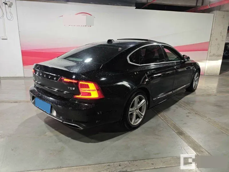2020 Volvo S90 2.0T 254HP L4 8AT,autocango,china used car exporter,china ev exporter,chinese used car exporter,chinese used ev exporter