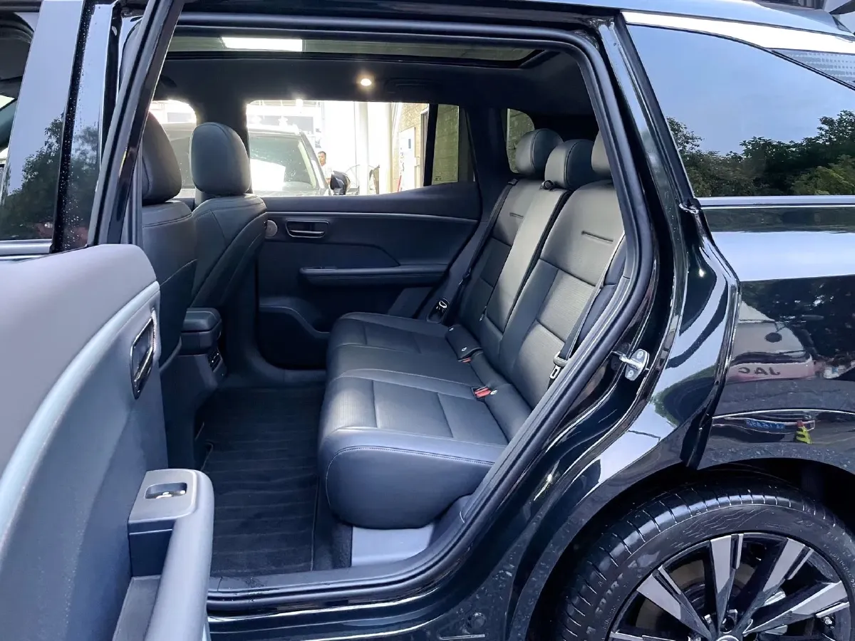 2025 Toyota BZ3X BEV 67.92KWH,autocango,china used car exporter,china ev exporter,chinese used car exporter,chinese used ev exporter