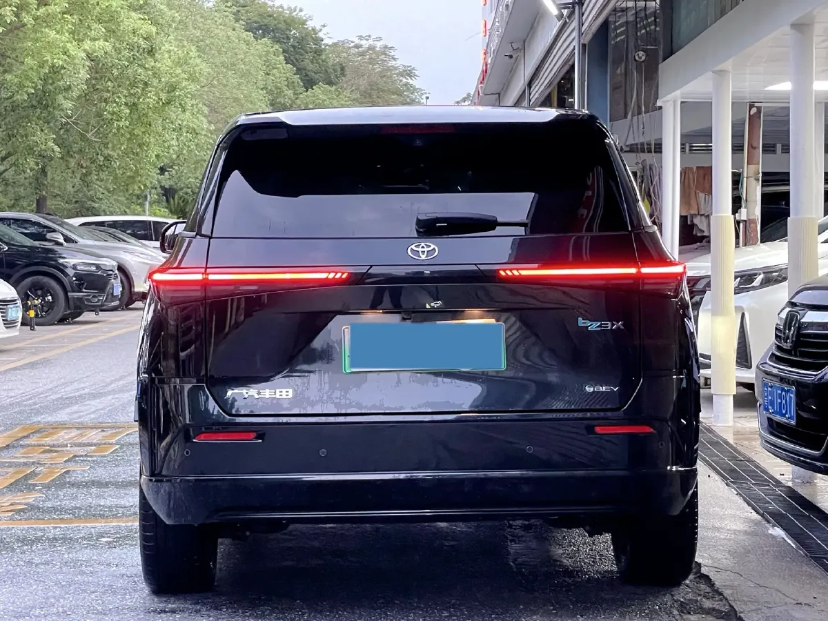 2025 Toyota BZ3X BEV 67.92KWH,autocango,china used car exporter,china ev exporter,chinese used car exporter,chinese used ev exporter