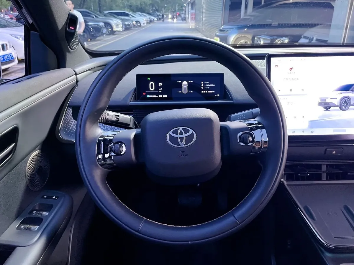 2025 Toyota BZ3X BEV 67.92KWH,autocango,china used car exporter,china ev exporter,chinese used car exporter,chinese used ev exporter