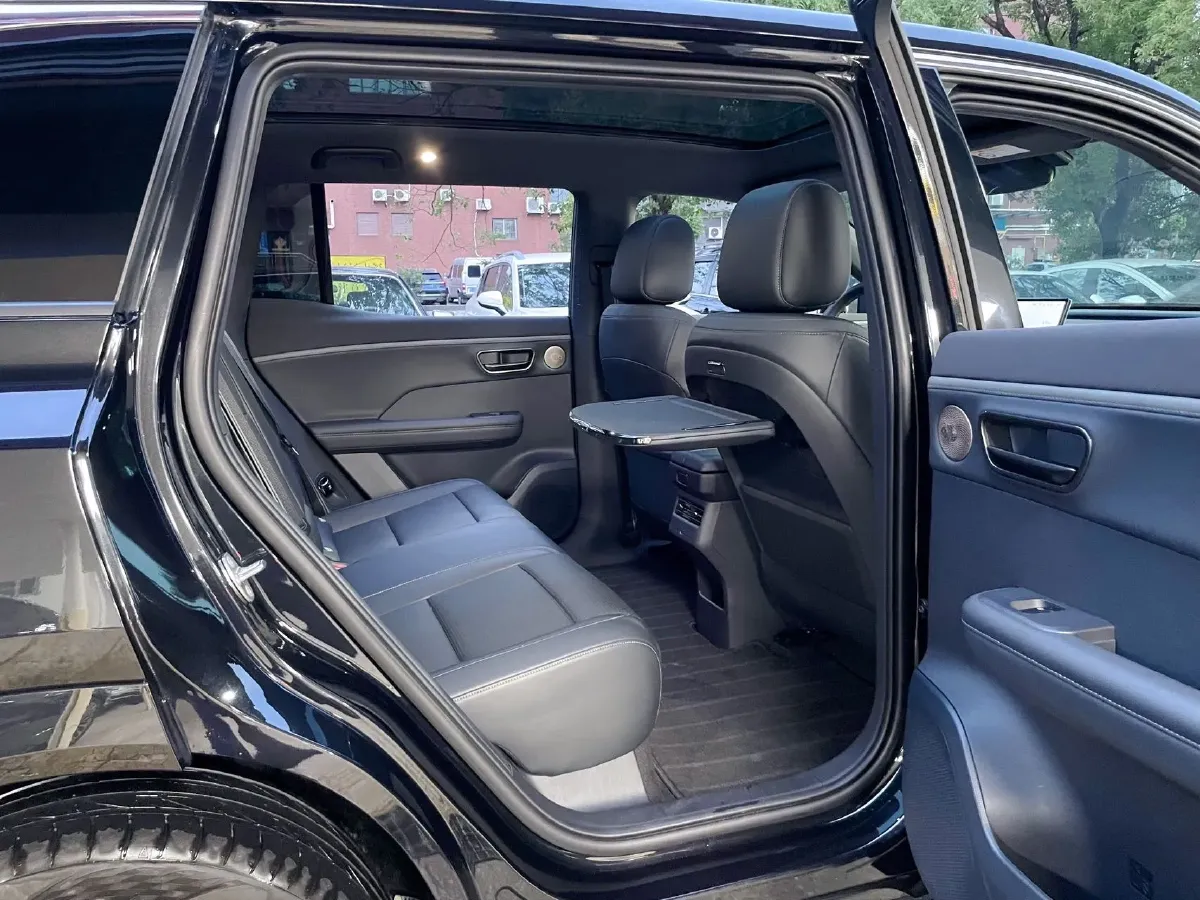 2025 Toyota BZ3X BEV 67.92KWH,autocango,china used car exporter,china ev exporter,chinese used car exporter,chinese used ev exporter