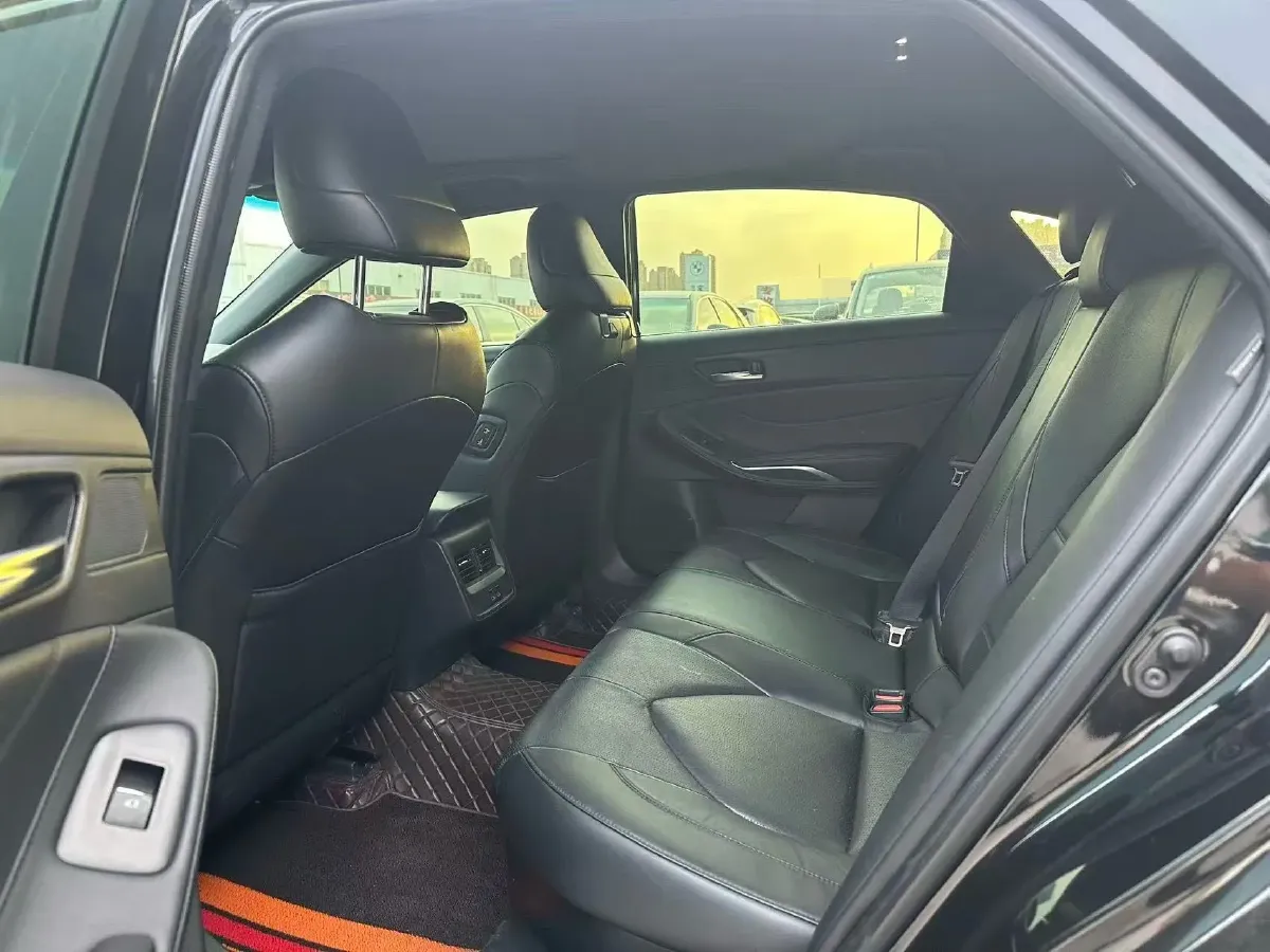 2022 Toyota Avalon 2.5L 178HP L4 E-CVT Hybrid,autocango,china used car exporter,china ev exporter,chinese used car exporter,chinese used ev exporter