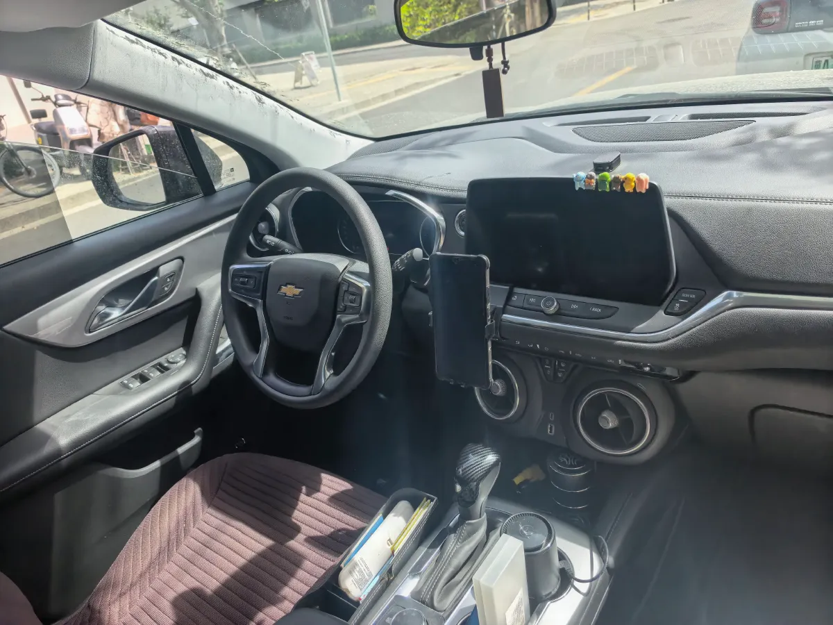 2023 Chevrolet Blazer 2.0T 237HP L4 9AT,autocango,china used car exporter,china ev exporter,chinese used car exporter,chinese used ev exporter