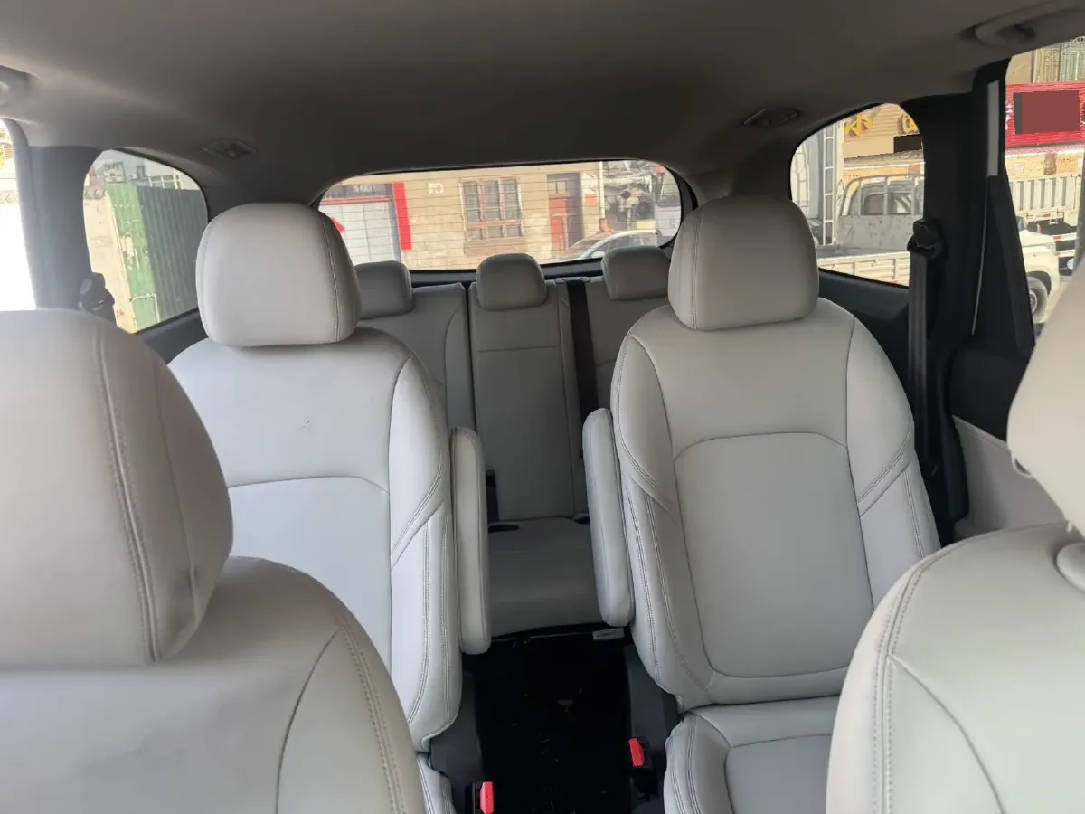 2022 MAXUS DaJia 5 BEV 61.1KWH,autocango,china used car exporter,china ev exporter,chinese used car exporter,chinese used ev exporter