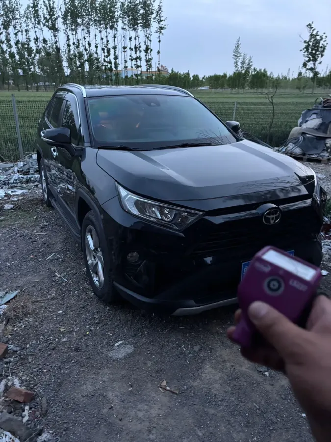 2020 Toyota RAV4 2.0L 171HP L4 CVT,autocango,china used car exporter,china ev exporter,chinese used car exporter,chinese used ev exporter