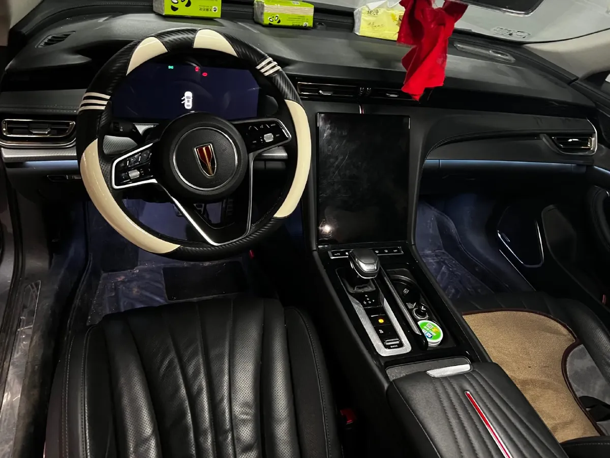 2023 HongQi H5 2.0T 224HP L4 8AT,autocango,china used car exporter,china ev exporter,chinese used car exporter,chinese used ev exporter