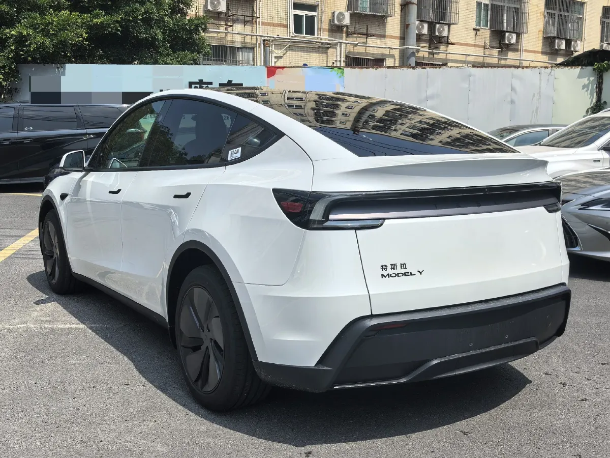 2026 Tesla Model Y BEV,autocango,china used car exporter,china ev exporter,chinese used car exporter,chinese used ev exporter