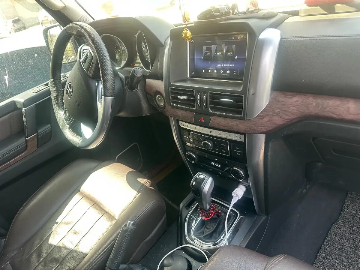 2018 Beijing BJ80 2.3T 231HP L4 6AT,autocango,china used car exporter,china ev exporter,chinese used car exporter,chinese used ev exporter