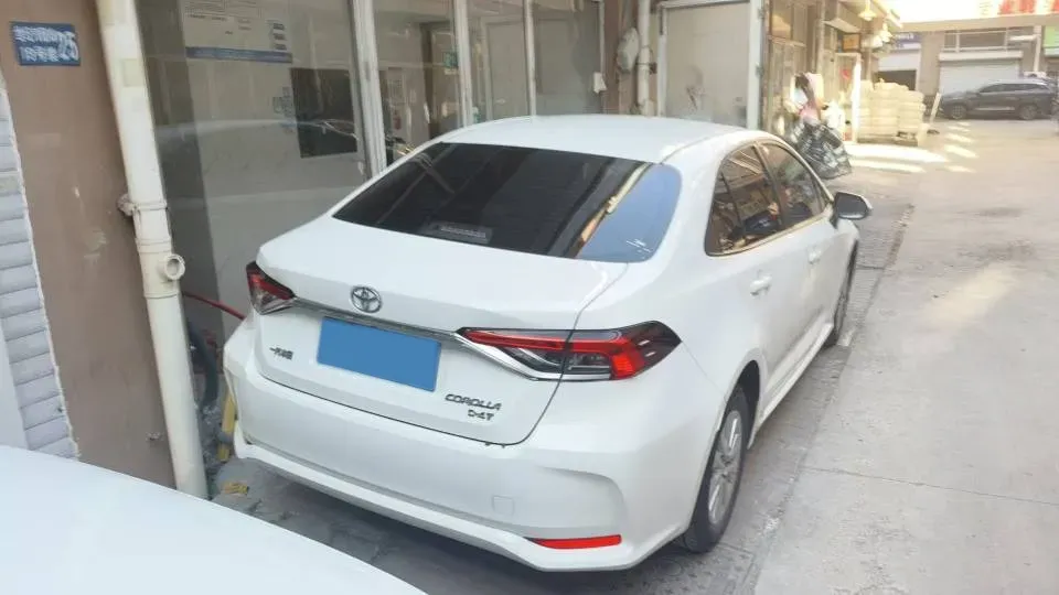 2021 Toyota Corolla 1.2T 116HP L4 CVT,autocango,china used car exporter,china ev exporter,chinese used car exporter,chinese used ev exporter