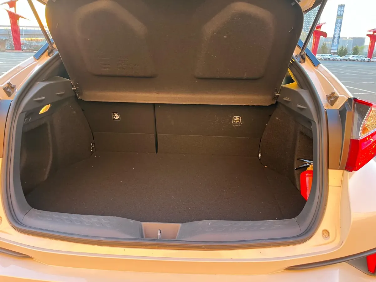 2021 Toyota Izoa 2.0L 171HP L4 CVT,autocango,china used car exporter,china ev exporter,chinese used car exporter,chinese used ev exporter