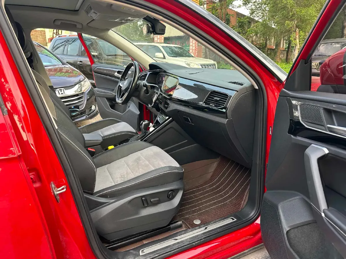 2020 Volkswagen Tayron X 2.0T 186HP L4 7DCT,autocango,china used car exporter,china ev exporter,chinese used car exporter,chinese used ev exporter