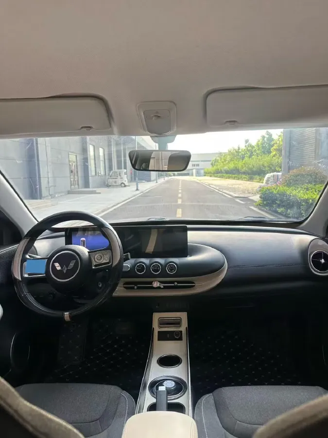 2023 WuLing BinGuo BEV 17.3KWH,autocango,china used car exporter,china ev exporter,chinese used car exporter,chinese used ev exporter