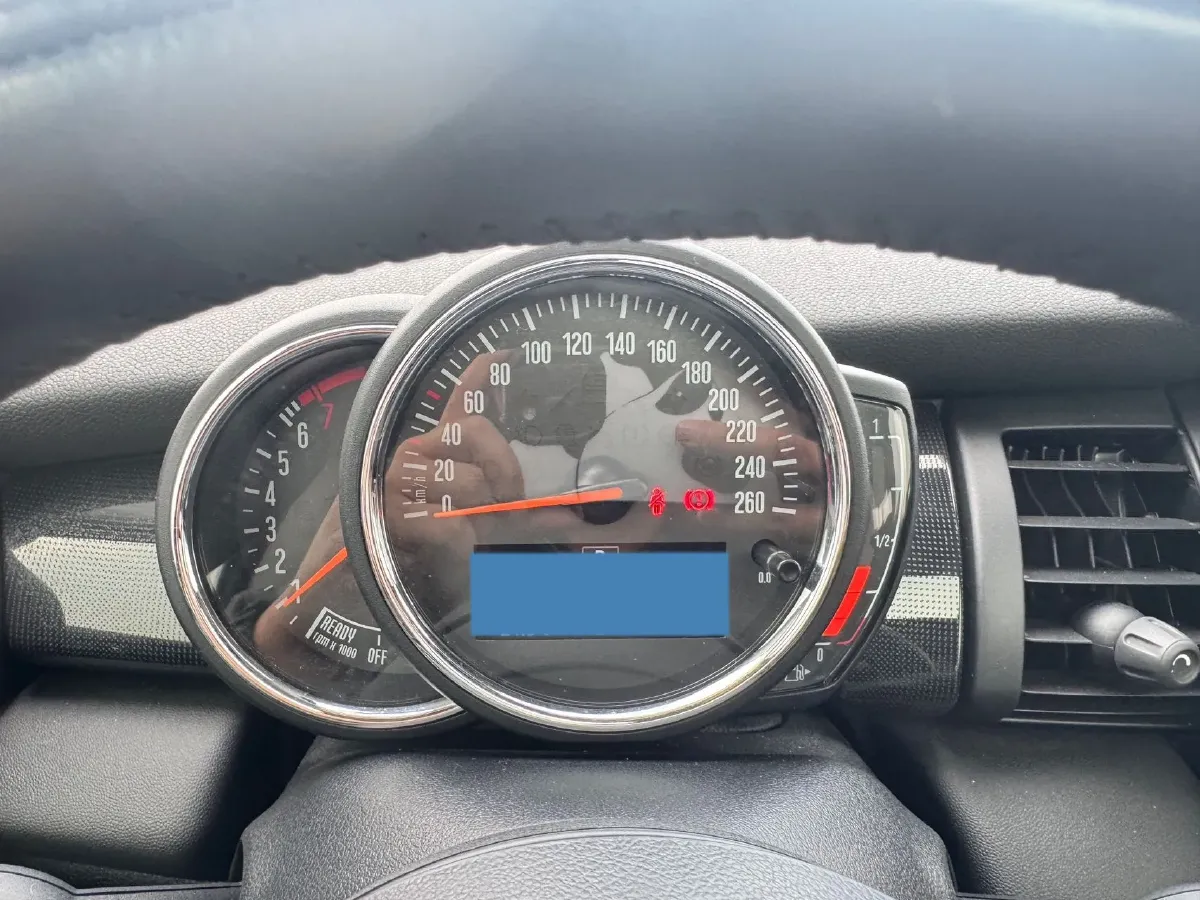 2020 MINI MINI 1.5T 136HP L3 7DCT,autocango,china used car exporter,china ev exporter,chinese used car exporter,chinese used ev exporter