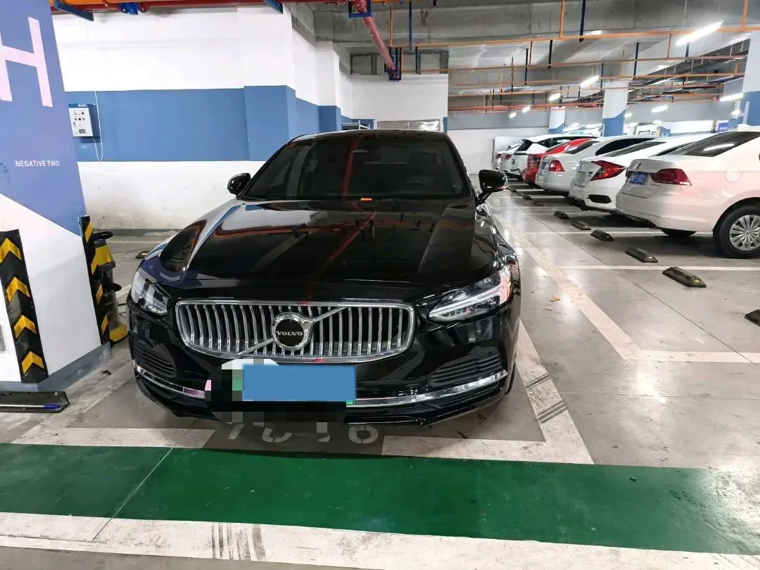 2021 Volvo S90 PHEV 2.0T 303HP L4 8AT PHEV 11.6KWH,autocango,china used car exporter,china ev exporter,chinese used car exporter,chinese used ev exporter