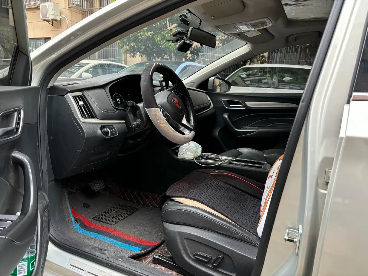 2020 Roewe i6 1.6L 125HP L4 CVT,autocango,china used car exporter,china ev exporter,chinese used car exporter,chinese used ev exporter